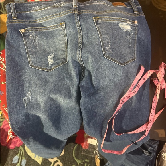 Judy Blue Ripped Denim Shorts - Picture 6 of 6